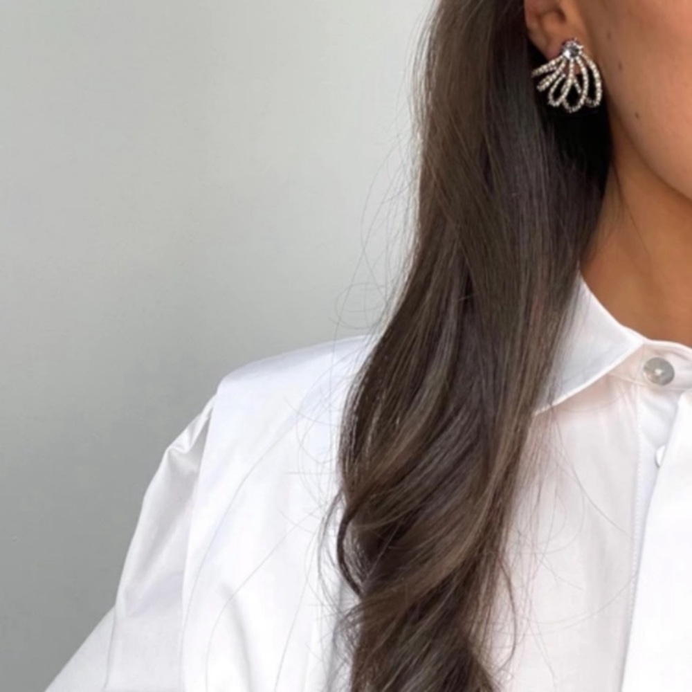 ALEXIS BITTAR Gold Crystal Lace Orbiting Thorny
Sculpted Essential Post Earrings - Picture 12 of 16